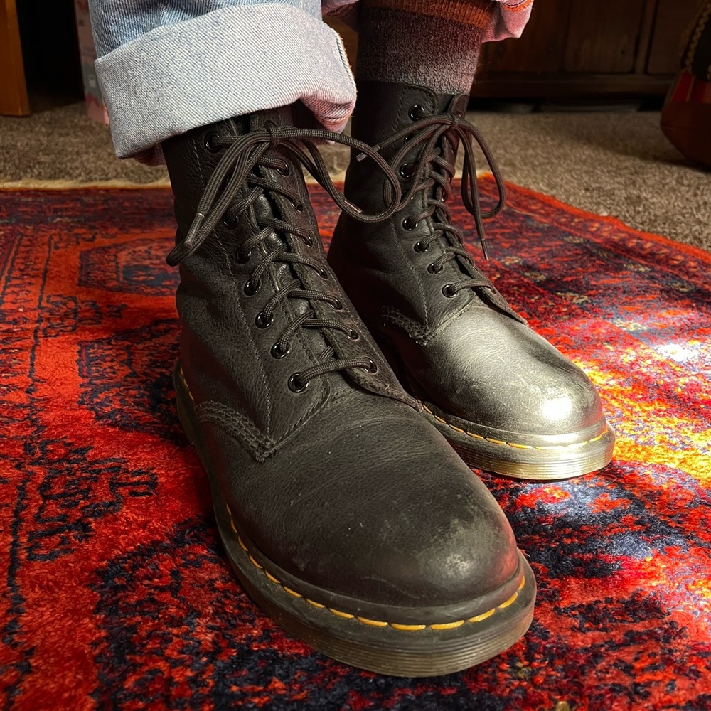 Dr. Martens 1460 Pascal Virginia Leather Boots